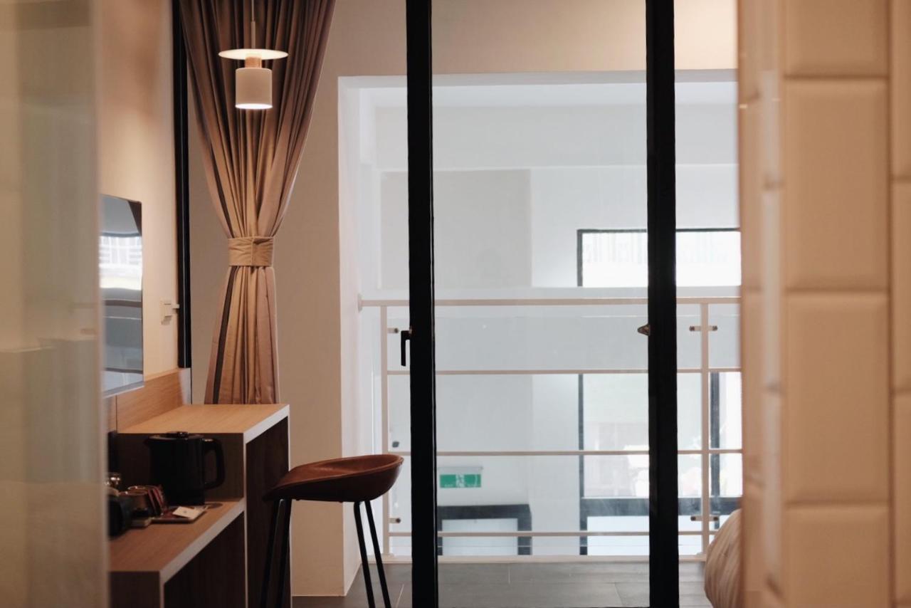 Belly Inn Доулио Екстериор снимка